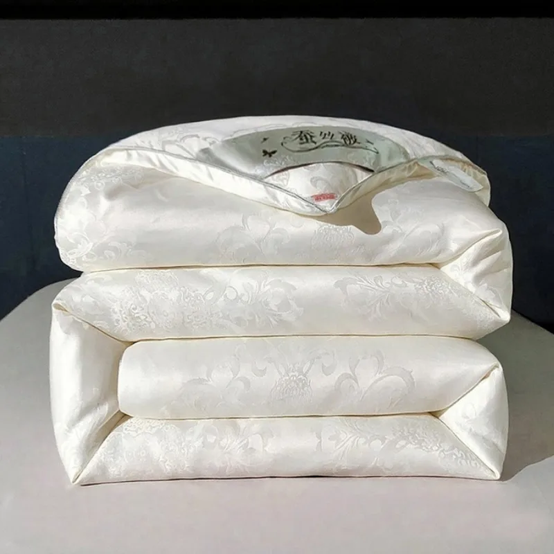 2025 new solid color silk fiber quilt warm spring and autumn winter quilt student season dormitory home quilt
2025 new solid color silk fiber quilt warm spring and autumn winter quilt student season dormitory home quilt