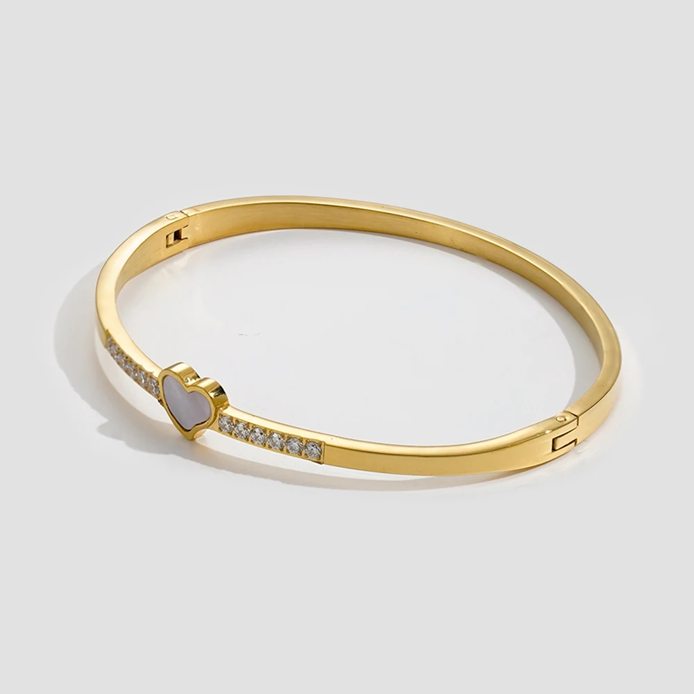 ENFASHION Pulseras Heart Bracelet For Women's Stainless steel 18K Gold Plated Fashion Simple Fashion Delicate Jewelry B262696
ENFASHION Pulseras Heart Bracelet For Women's Stainless steel 18K Gold Plated Fashion Simple Fashion Delicate Jewelry B262696