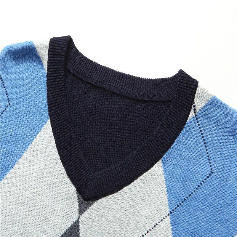 Christmas Knitted Pullovers Men Sweater Autumn Spring Korea Style Tops Argyle Plaid Pull Sweater Male Thin Clothing Fashion
Christmas Knitted Pullovers Men Sweater Autumn Spring Korea Style Tops Argyle Plaid Pull Sweater Male Thin Clothing Fashion