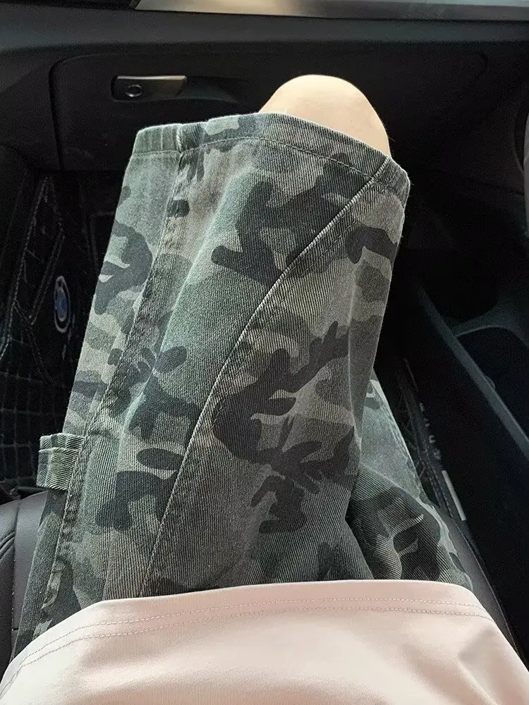 Retro Camouflage Workwear orts Men's Summer Thin Loose Casual Pants Design Splicing Denim Five-Point Men's Jeans
Retro Camouflage Workwear orts Men's Summer Thin Loose Casual Pants Design Splicing Denim Five-Point Men's Jeans