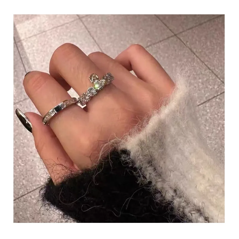 Ring Double-layer Flash Diamond Saturn Ring High-end Sense Removable Full Diamond Ring High Version Jewelry Price
Ring Double-layer Flash Diamond Saturn Ring High-end Sense Removable Full Diamond Ring High Version Jewelry Price
