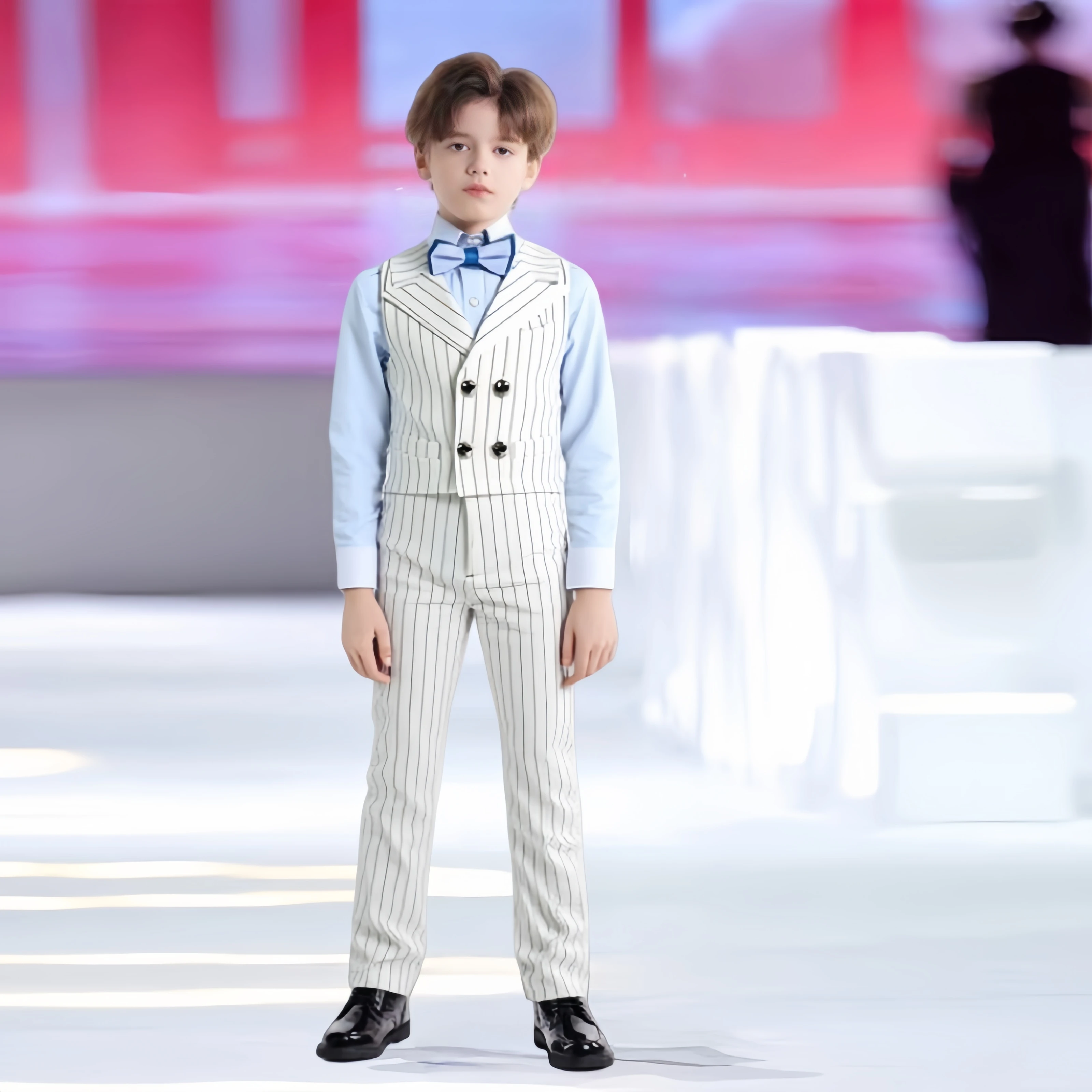 Летний свадебный костюм в белую полоску для мальчиков, детский деловой костюм для дня рождения, детский костюм для фотосессии, школьная форма для подростков
Летний свадебный костюм в белую полоску для мальчиков, детский деловой костюм для дня рождения, детский костюм для фотосессии, школьная форма для подростков