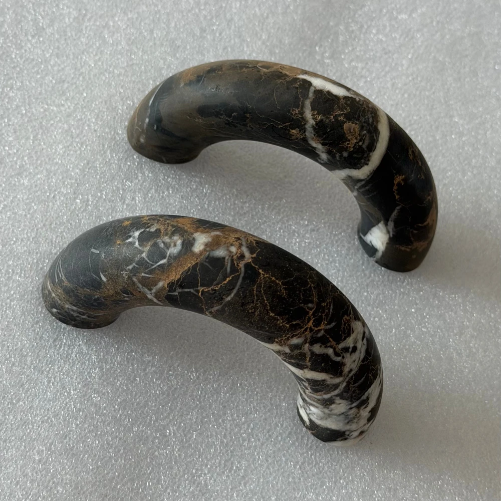 Wabi Sabi Travertine Stone Donut Handle Drawer Cabinet Natural Marble Handle Entrance Pull Villa Decoration
Wabi Sabi Travertine Stone Donut Handle Drawer Cabinet Natural Marble Handle Entrance Pull Villa Decoration