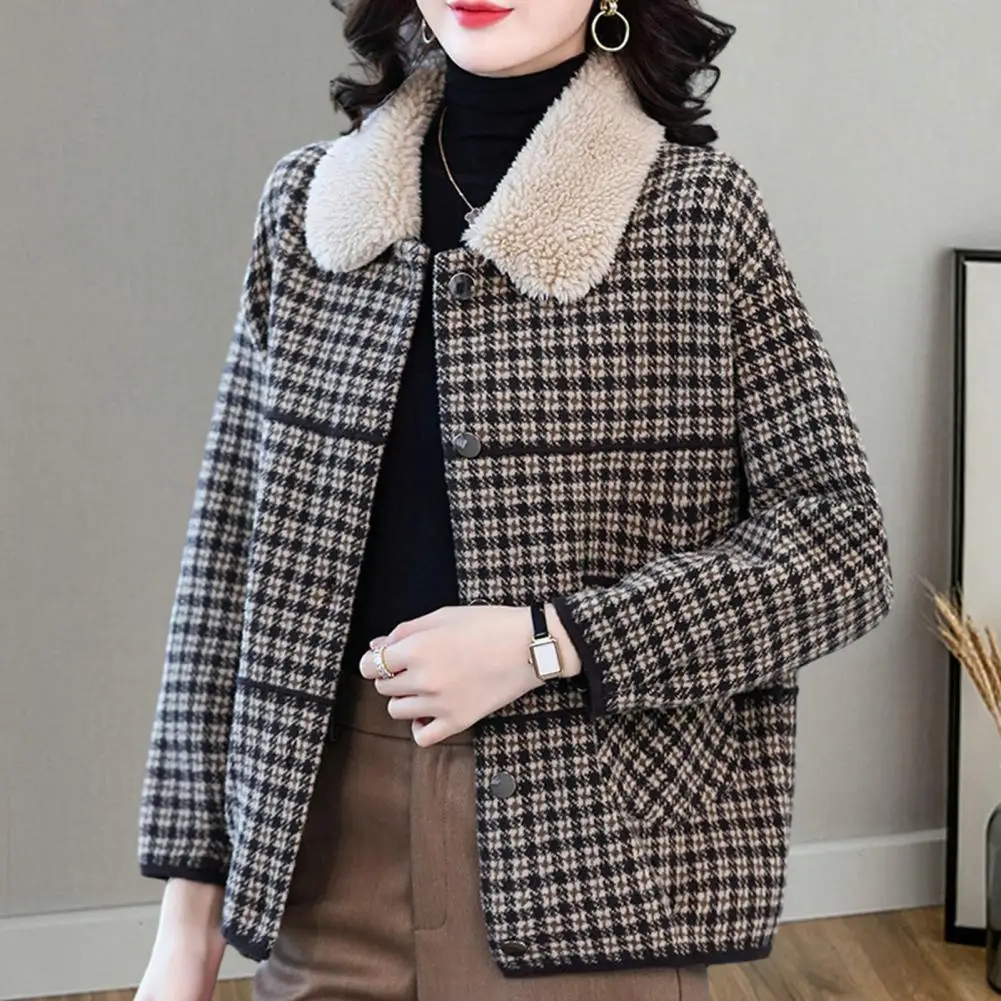 Women Autumn Winter Coat Soft Plush Lapel Plaid Print Vintage Single-breasted Jacket Double-sided Knitted Short Coat Lady
Women Autumn Winter Coat Soft Plush Lapel Plaid Print Vintage Single-breasted Jacket Double-sided Knitted Short Coat Lady