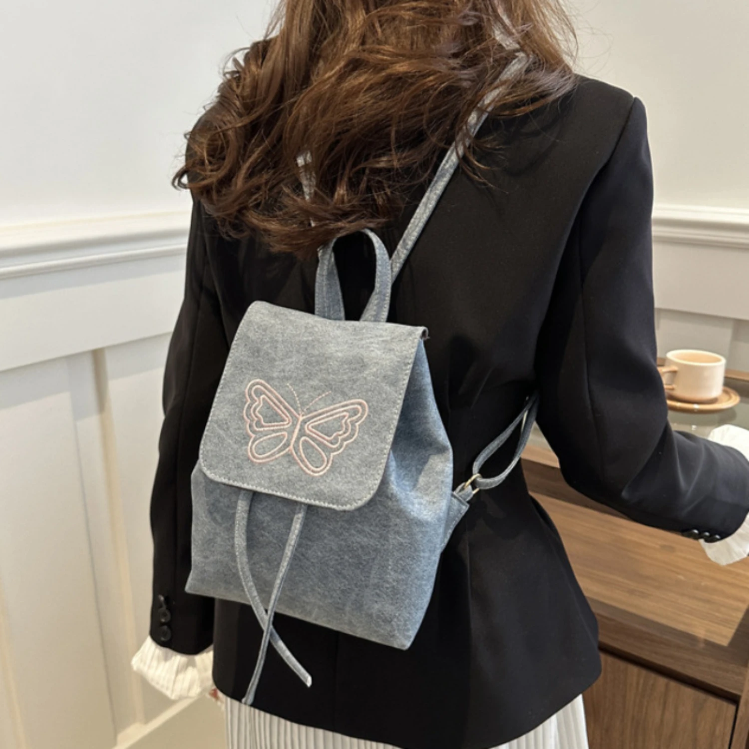 Chic Style PU Leather Shoulder Backpack, Casual Trendy Dual-Strap Bag For Shopping Use
Chic Style PU Leather Shoulder Backpack, Casual Trendy Dual-Strap Bag For Shopping Use