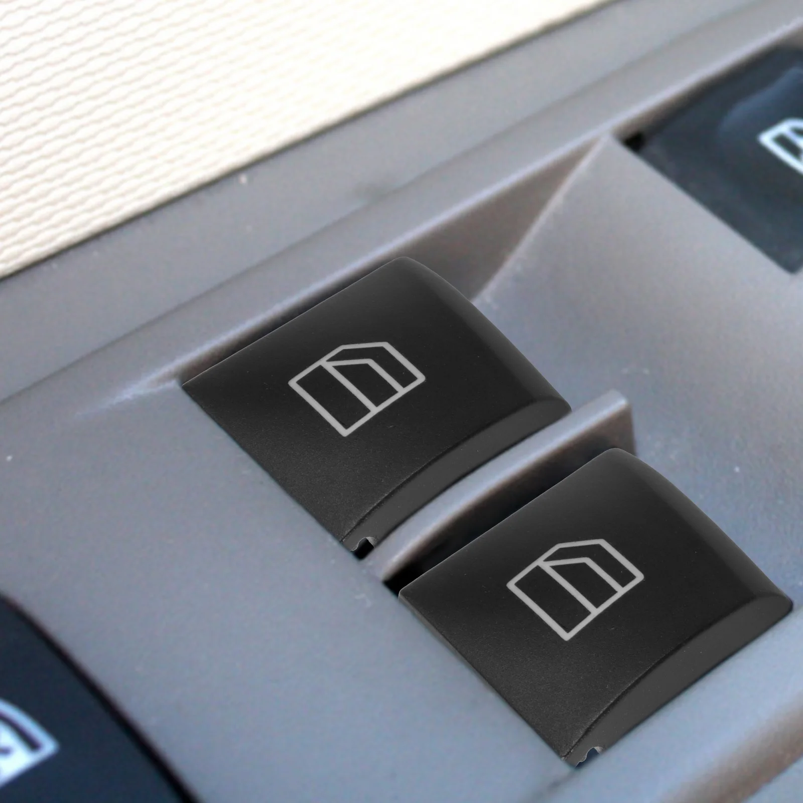 2pcs Car Cover For Glass Lift Switch Button Trim Interior Window Switch Button Cover For Car Window Control
2pcs Car Cover For Glass Lift Switch Button Trim Interior Window Switch Button Cover For Car Window Control