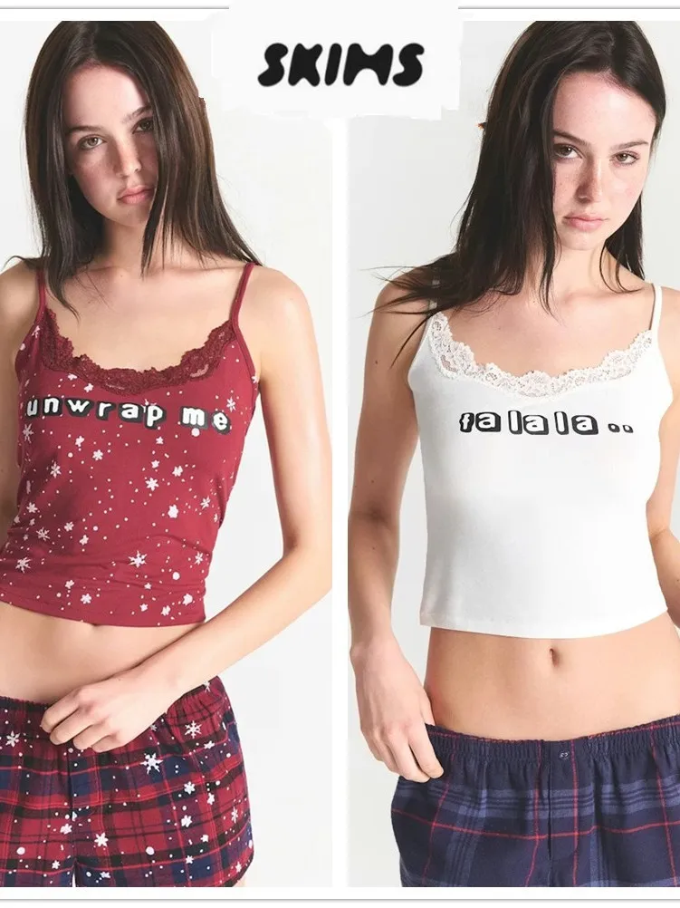 Комплект: жилет с кружевной отделкой Cisas и шорты в клетку, повседневная одежда с принтом кактусов и растений, высокоэластичные, короткие, в стиле кэжуал.
Комплект: жилет с кружевной отделкой Cisas и шорты в клетку, повседневная одежда с принтом кактусов и растений, высокоэластичные, короткие, в стиле кэжуал.