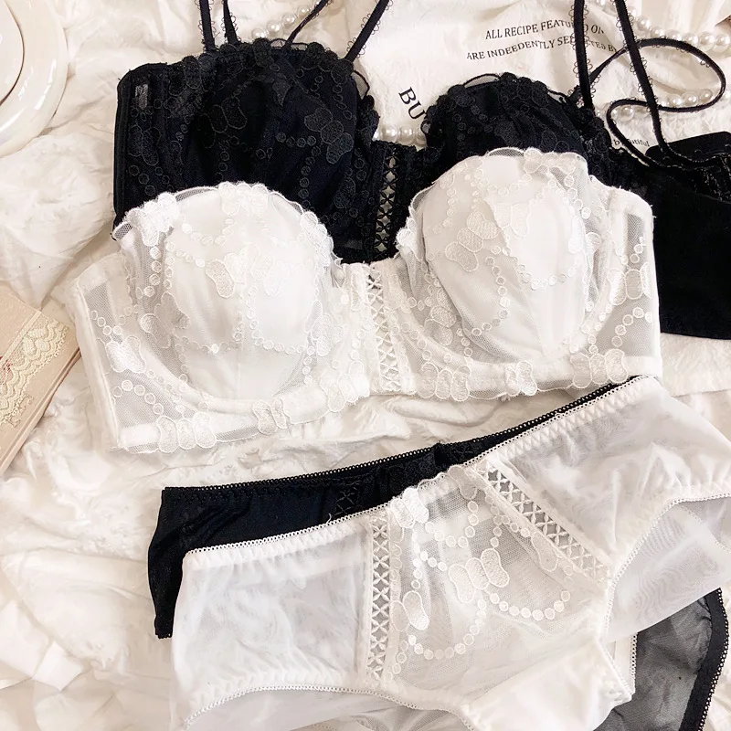 Half cup non-slip tube top lingerie with steel ring gather up bra briefs set girls underwear women bralette panty suit
Half cup non-slip tube top lingerie with steel ring gather up bra briefs set girls underwear women bralette panty suit