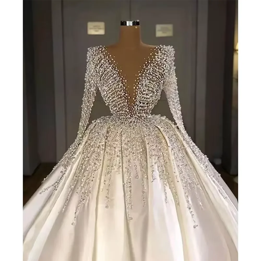 Luxury White V-Neck Beading Wedding Dresses Long Sleeve Draped Formal Bridal Ball Gowns Pearls Floor Length Elegant Women Dress
Luxury White V-Neck Beading Wedding Dresses Long Sleeve Draped Formal Bridal Ball Gowns Pearls Floor Length Elegant Women Dress