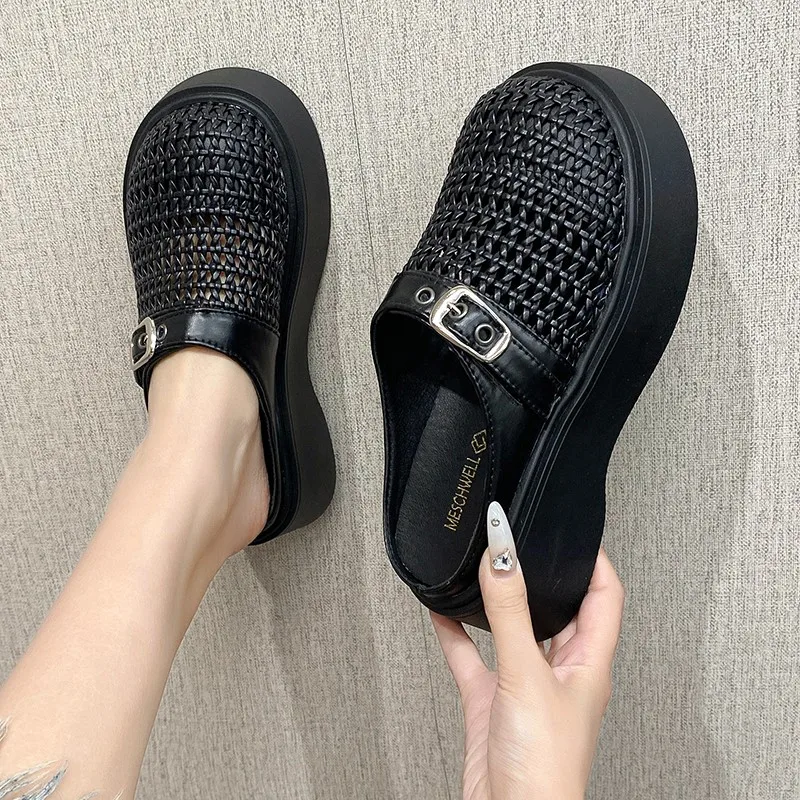 Модные женские сандалии на толстой подошве, мягкие сабо, женские летние дышащие прогулочные туфли, повседневная пляжная обувь без шнуровки, тапочки 
Модные женские сандалии на толстой подошве, мягкие сабо, женские летние дышащие прогулочные туфли, повседневная пляжная обувь без шнуровки, тапочки