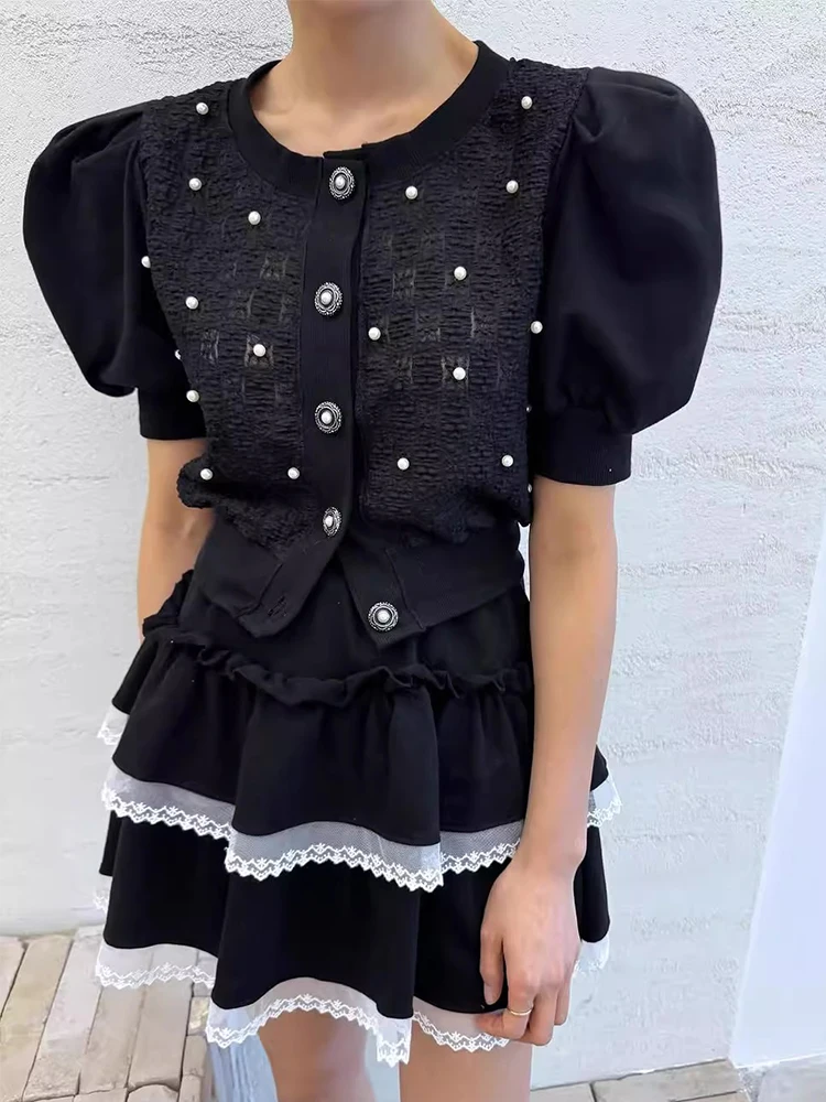 KUSAHIKI Chic Summer New Style Versatile Nail Bead Spliced Puff Short Sleeve Shirt Top for Women
KUSAHIKI Chic Summer New Style Versatile Nail Bead Spliced Puff Short Sleeve Shirt Top for Women