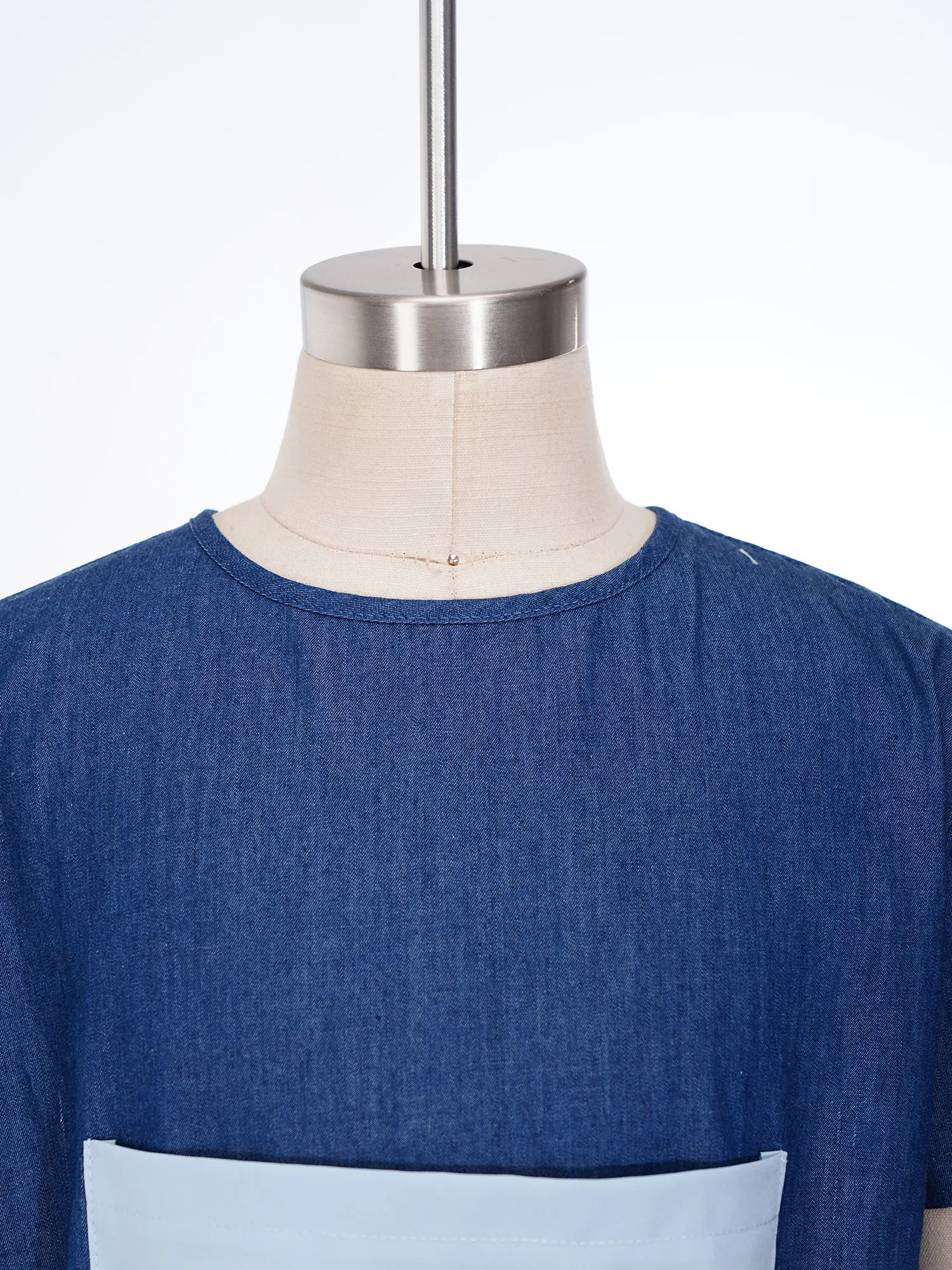 Kids Denim T-shirt Round Neck Short Sleeve Tops for Casual Daily Wear Children's T-shirts Boys Girls Contrast Color Big Pocket
Kids Denim T-shirt Round Neck Short Sleeve Tops for Casual Daily Wear Children's T-shirts Boys Girls Contrast Color Big Pocket