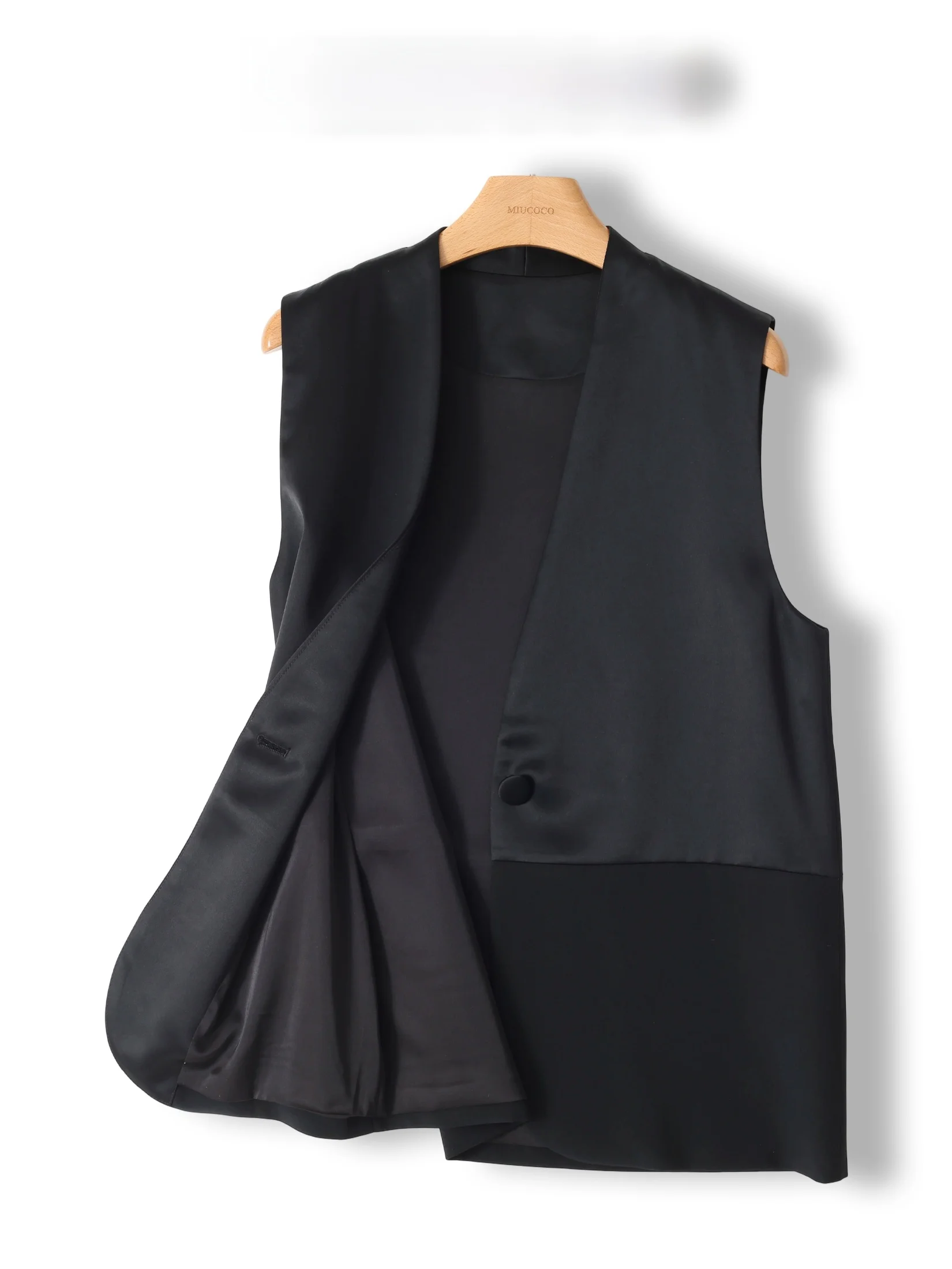 Elegant Slimming V-Neck One Button Acetate Patchwork Jacket Women's Vest Outerwear Casual Comfortable Fit Spring Season
Elegant Slimming V-Neck One Button Acetate Patchwork Jacket Women's Vest Outerwear Casual Comfortable Fit Spring Season