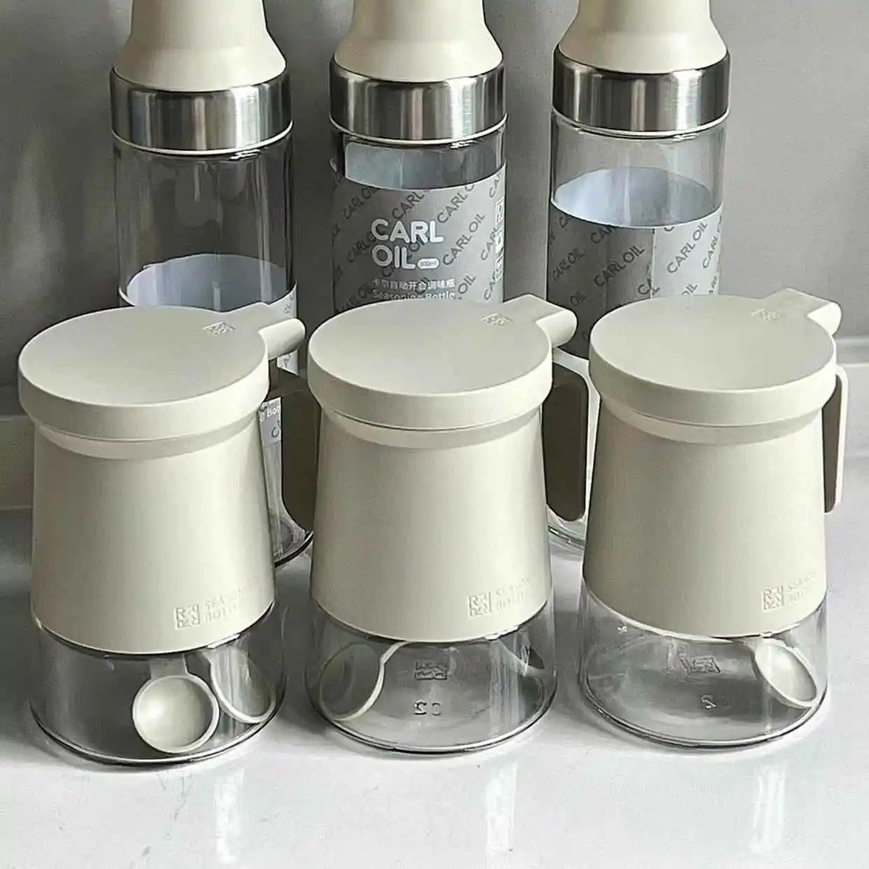 New Integrated Glass Seasoning Bottle Moisture Proof Sealed Salt Pot Kitchen Storage Container Set Simple with Lid Cooking Ut...
New Integrated Glass Seasoning Bottle Moisture Proof Sealed Salt Pot Kitchen Storage Container Set Simple with Lid Cooking Ut...