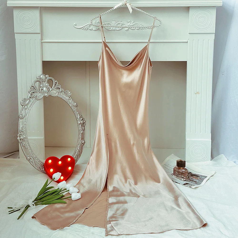 2026New Pajama women's summer sexy women's ice silk nightgown sleeveless long bathrobe simulation silk bridal morning gown
2026New Pajama women's summer sexy women's ice silk nightgown sleeveless long bathrobe simulation silk bridal morning gown