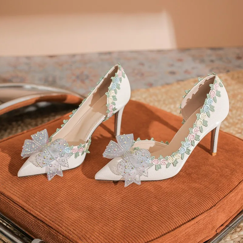 Elegant Womens Wedding Shoes French Romance High Heels for Woman Luxury Rhinestone Bow Casual Shoes Designer Shoes Zapatos Mujer
Elegant Womens Wedding Shoes French Romance High Heels for Woman Luxury Rhinestone Bow Casual Shoes Designer Shoes Zapatos Mujer