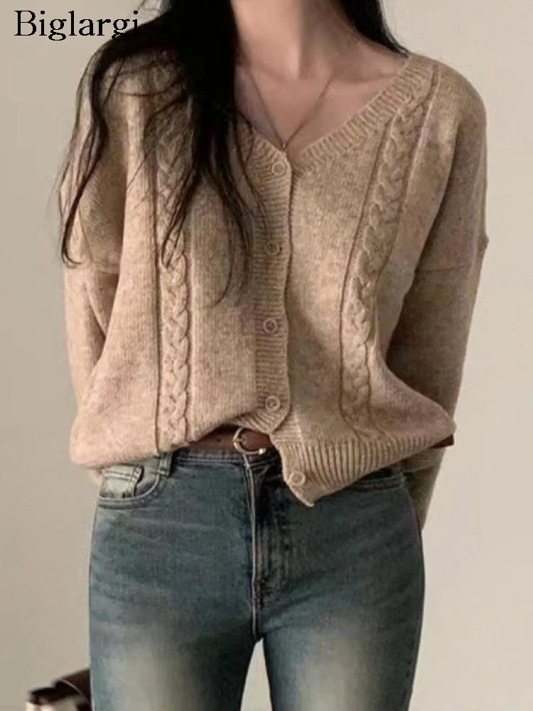 Knitted Autumn V-Neck Cardigan Women Korean Style Loose Fashion Ladies Cropped Cardigans Casual Loose Woman Sweater Coats
Knitted Autumn V-Neck Cardigan Women Korean Style Loose Fashion Ladies Cropped Cardigans Casual Loose Woman Sweater Coats