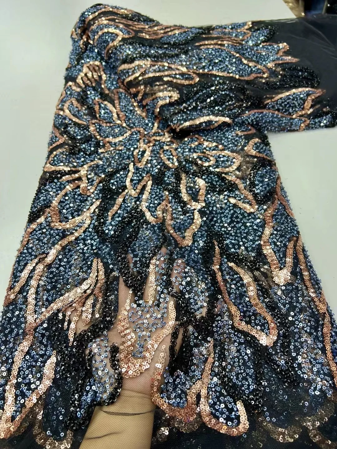 High Quality African Beads Lace Fabric 5 Yards French Nigerian Groom Sequins Lace for Wedding Party Dress Sewing
High Quality African Beads Lace Fabric 5 Yards French Nigerian Groom Sequins Lace for Wedding Party Dress Sewing