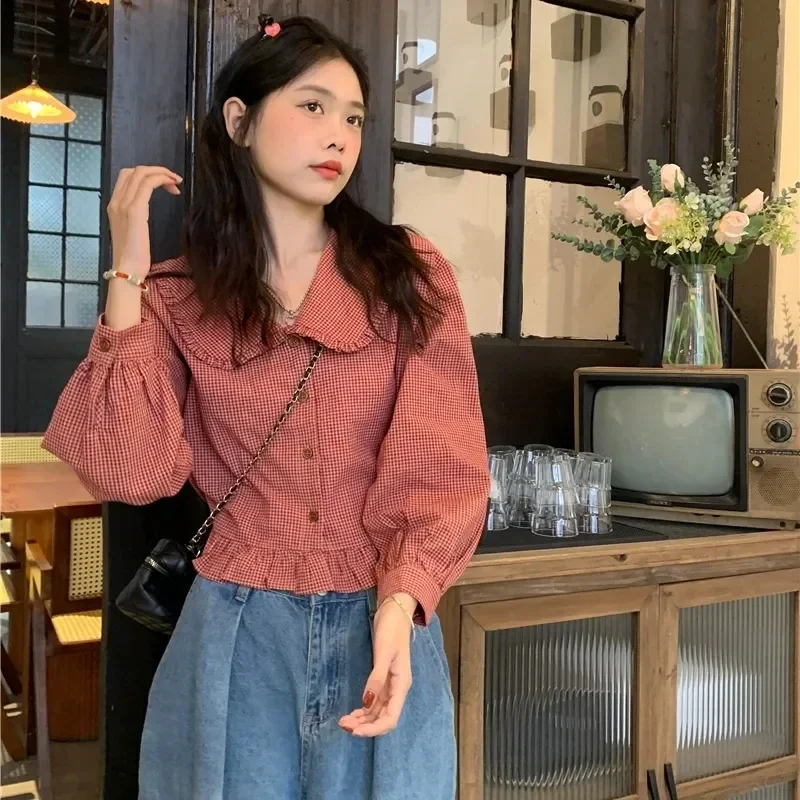 Sweet Plaid Long Sleeve Shirts Women Korean Peter Pan Collar Button Ruffled Short Blouses Spring Cute All Match Tops
Sweet Plaid Long Sleeve Shirts Women Korean Peter Pan Collar Button Ruffled Short Blouses Spring Cute All Match Tops