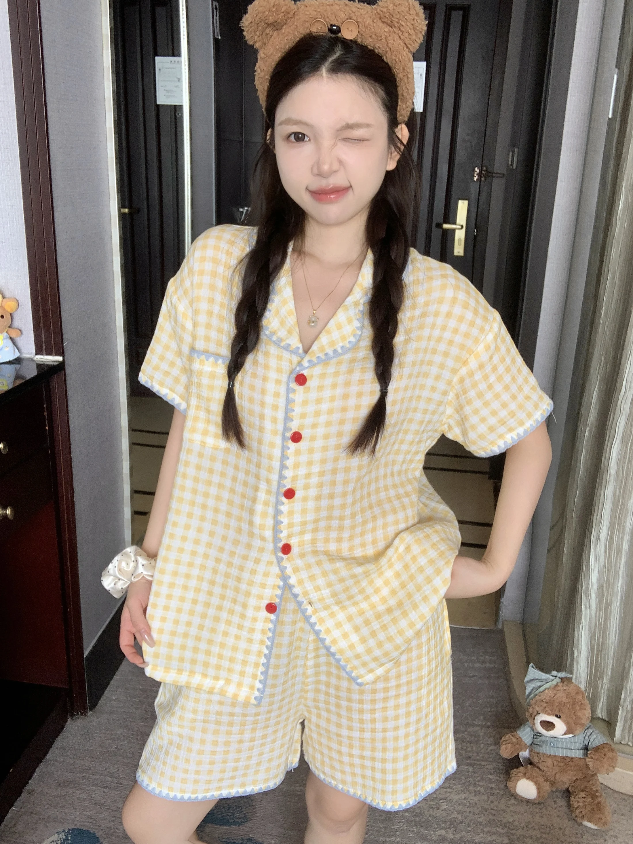 Summer Cotton Sweet Cute Spwear Women's ort Sve Home Clothes Set Pure Cotton Plaid Home Clothes Youth ort Pants
Summer Cotton Sweet Cute Spwear Women's ort Sve Home Clothes Set Pure Cotton Plaid Home Clothes Youth ort Pants