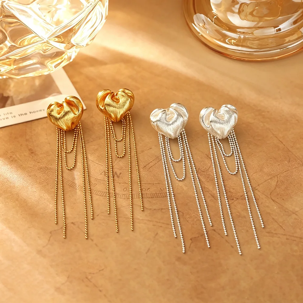 Temperament long tassel love brushed earrings, high-end fashion and exquisite niche light luxury romantic earrings
Temperament long tassel love brushed earrings, high-end fashion and exquisite niche light luxury romantic earrings