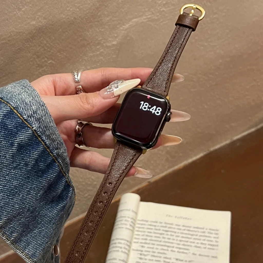 For Apple Watch band women Ultra 10/9/8/7/6/5/4/3/2/1 SE 38mm 40mm 41mm 42mm 44mm 45mm 46mm Leather Loop
For Apple Watch band women Ultra 10/9/8/7/6/5/4/3/2/1 SE 38mm 40mm 41mm 42mm 44mm 45mm 46mm Leather Loop