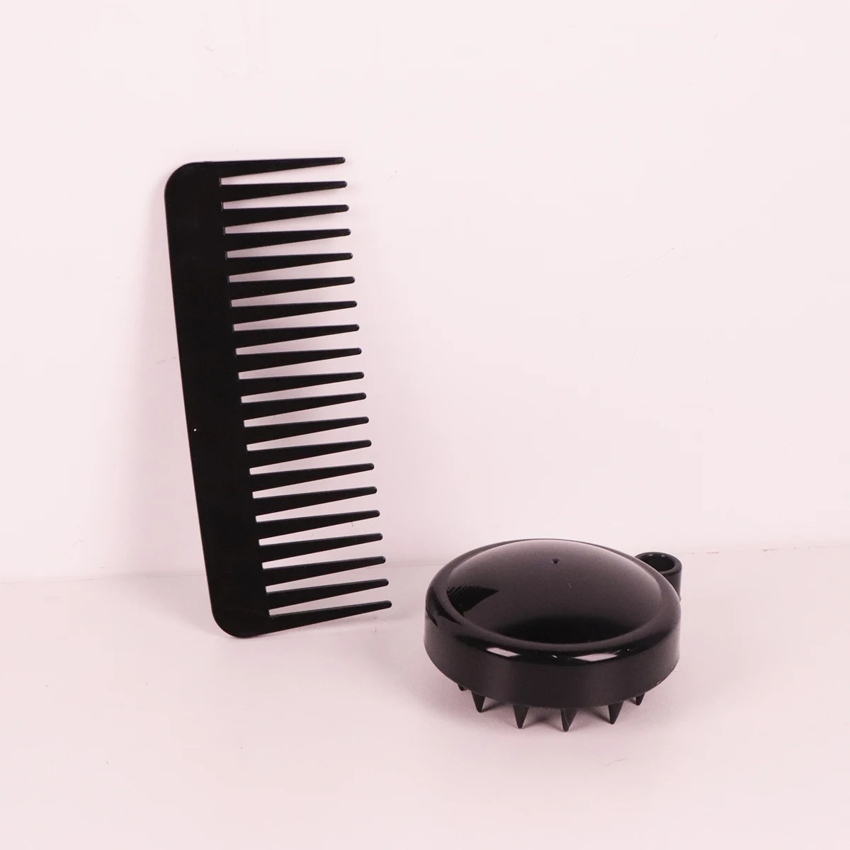 Hair styling comb set - wide tooth hair comb, scalp massage hair brush, anti-static hair salon tools, special for real hair wigs
Hair styling comb set - wide tooth hair comb, scalp massage hair brush, anti-static hair salon tools, special for real hair wigs