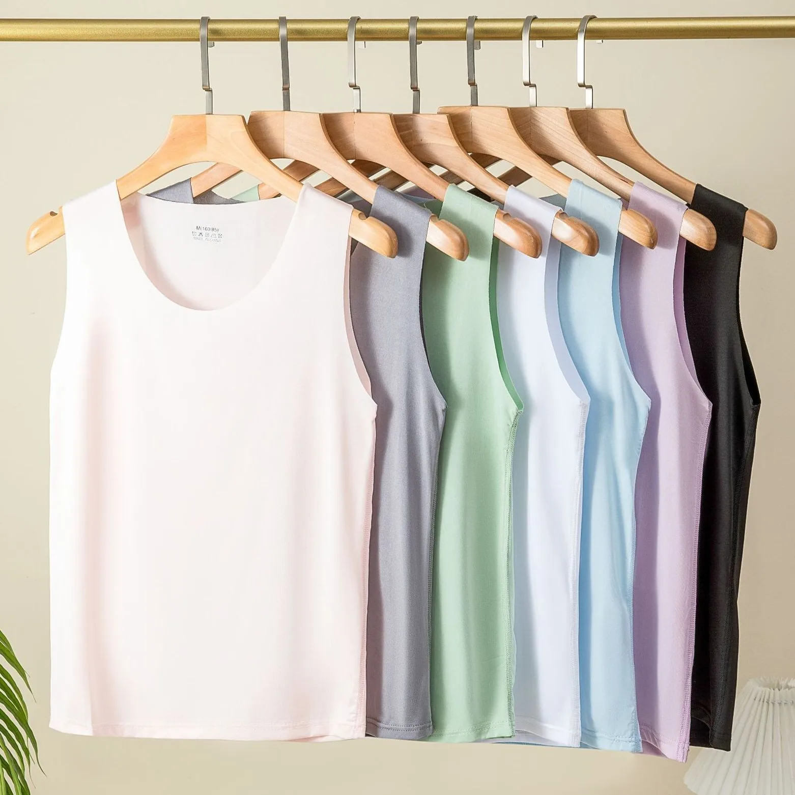 Ladies Sl Ice Silk Vest Summer Underwear Slimming Beau Bodywear ort Sve round Ne Pure Color T-irt
Ladies Sl Ice Silk Vest Summer Underwear Slimming Beau Bodywear ort Sve round Ne Pure Color T-irt