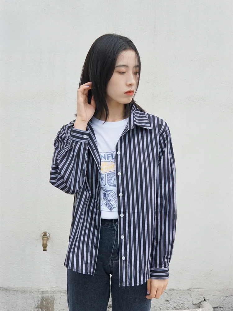 Women's Striped Long Sleeve Shirt Pure Cotton Sun Protection Thin Outerwear Autumn Summer Design Sense Fashion
Women's Striped Long Sleeve Shirt Pure Cotton Sun Protection Thin Outerwear Autumn Summer Design Sense Fashion