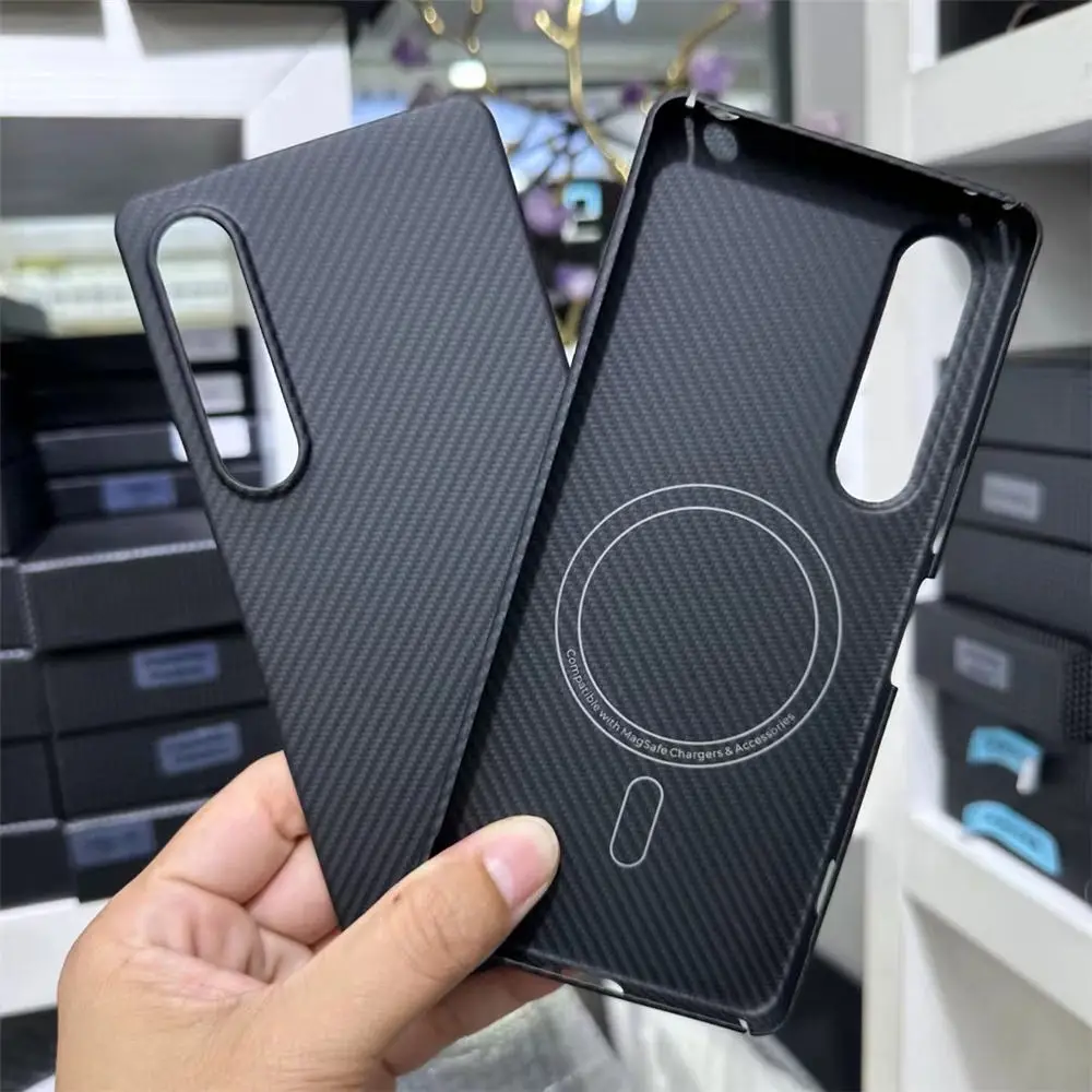 Магнитный чехол из настоящего углеродного волокна для телефона Sony Xperia 1 VI, ультратонкий MagSafe, Матовый Жесткий чехол с защитой от падения
Магнитный чехол из настоящего углеродного волокна для телефона Sony Xperia 1 VI, ультратонкий MagSafe, Матовый Жесткий чехол с защитой от падения
