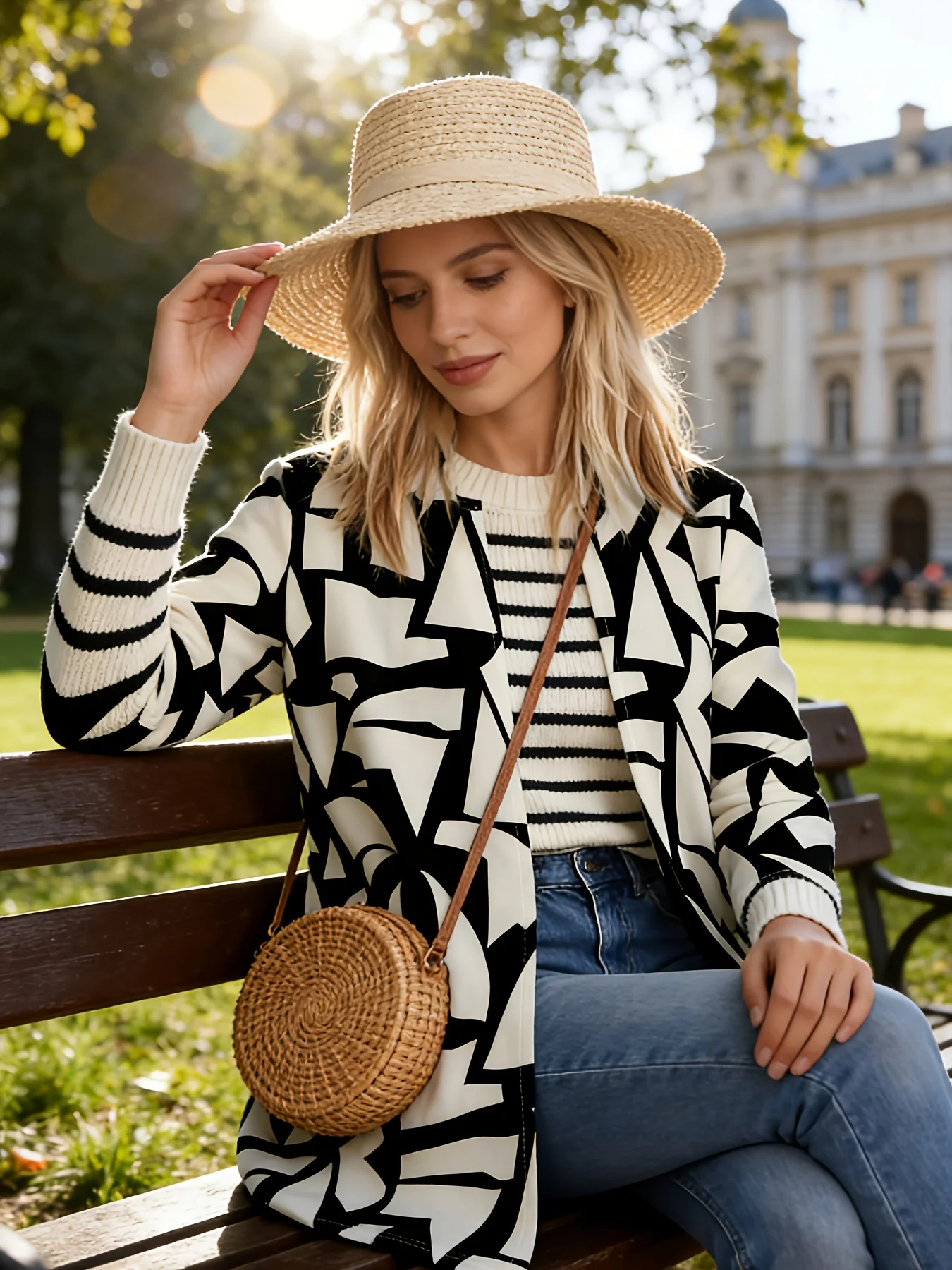 Printed Design Geometric Black And White Pattern casual style ladies' jacket
Printed Design Geometric Black And White Pattern casual style ladies' jacket