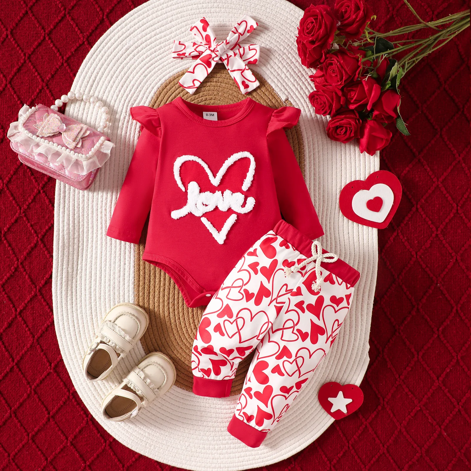 Valentine's Day Baby Clothes Set 0-18M Infant Girls' Letter Bodysuit+Heart Printed Pants +Headband 3Pcs Toddler Cute Outfit
Valentine's Day Baby Clothes Set 0-18M Infant Girls' Letter Bodysuit+Heart Printed Pants +Headband 3Pcs Toddler Cute Outfit