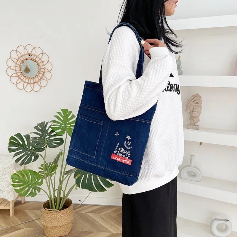 Cowboy bag, shoulder bag, women's casual, simple Korean version, girls' tote bag, canvas, student carrying, tutoring bag
Cowboy bag, shoulder bag, women's casual, simple Korean version, girls' tote bag, canvas, student carrying, tutoring bag