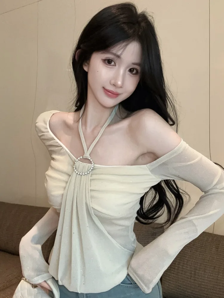 Slim Fit Long Sleeve T-Shirt Women's Spring Summer New Style Spicy Girl Shoulder Bared Pleated Base Shirt Pure Desire Design
Slim Fit Long Sleeve T-Shirt Women's Spring Summer New Style Spicy Girl Shoulder Bared Pleated Base Shirt Pure Desire Design