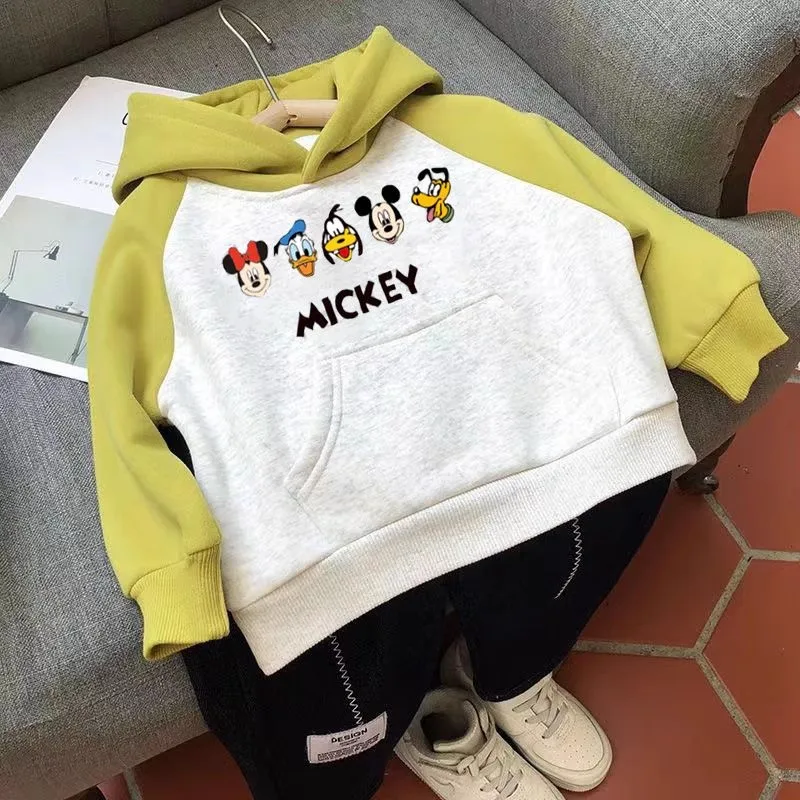 Boys' Mickey Hoodies Winter New Cute Cartoon Print Long Sleeve Splicing Coats Children Plush Thicken High End Pocket Tops
Boys' Mickey Hoodies Winter New Cute Cartoon Print Long Sleeve Splicing Coats Children Plush Thicken High End Pocket Tops