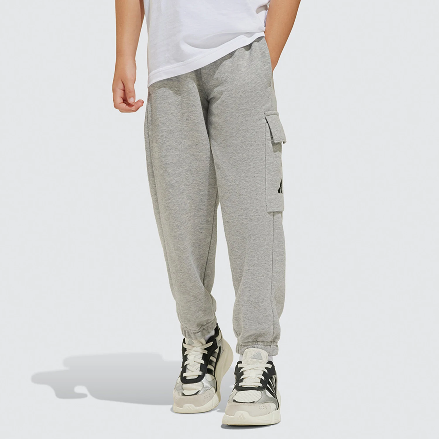 Adidas Originals 25 Spring New Youth Outdoor Leisure Knitted Long Pants JC9755
Adidas Originals 25 Spring New Youth Outdoor Leisure Knitted Long Pants JC9755