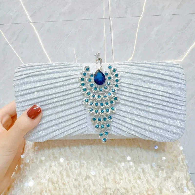 New Banquet Bag Celebrity Qipao Handheld Bag Wallet Dress Women's Handbag One Shoulder Crossbody Banquet Bag
New Banquet Bag Celebrity Qipao Handheld Bag Wallet Dress Women's Handbag One Shoulder Crossbody Banquet Bag