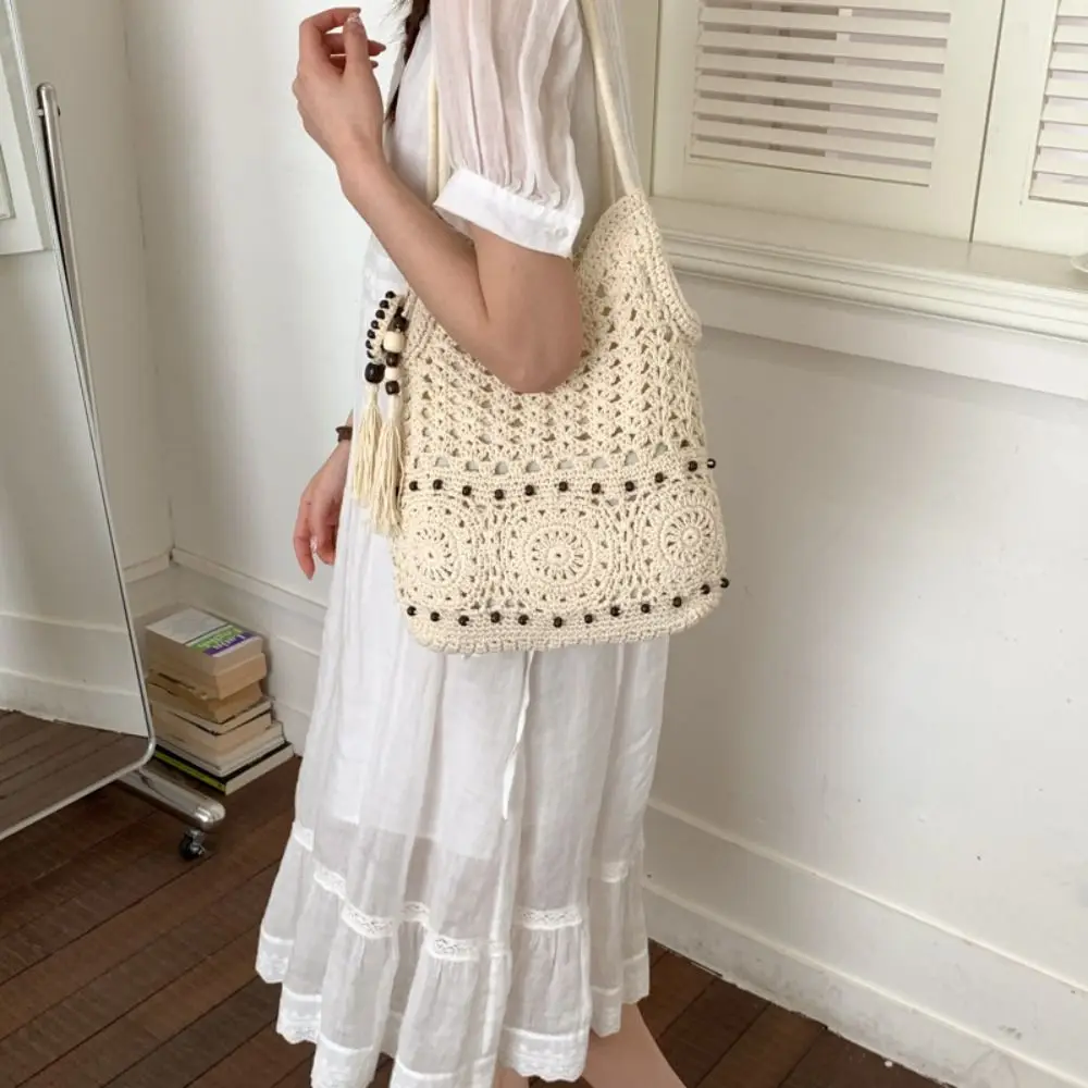 Bohemian Crochet Tote Bag with Bead Fringe Charm Vacation Style Knitted Bag Ethnic Style Large Capacity Boho Weave Bag Summer
Bohemian Crochet Tote Bag with Bead Fringe Charm Vacation Style Knitted Bag Ethnic Style Large Capacity Boho Weave Bag Summer