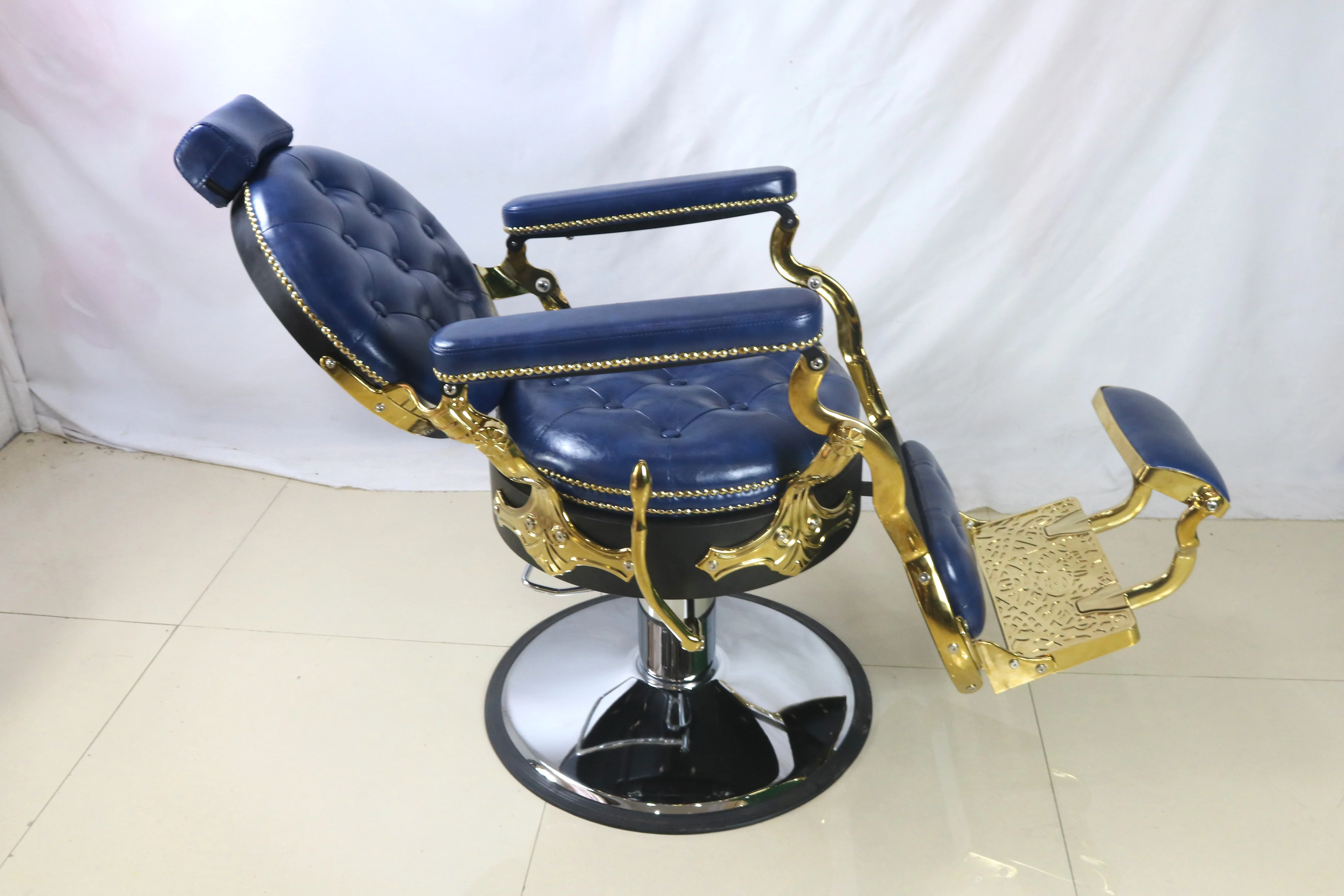 Salon Furniture Barber Chair Salon Wholesale Hair Cutting Salon Barber Shop Reclining Metal Chair
Salon Furniture Barber Chair Salon Wholesale Hair Cutting Salon Barber Shop Reclining Metal Chair