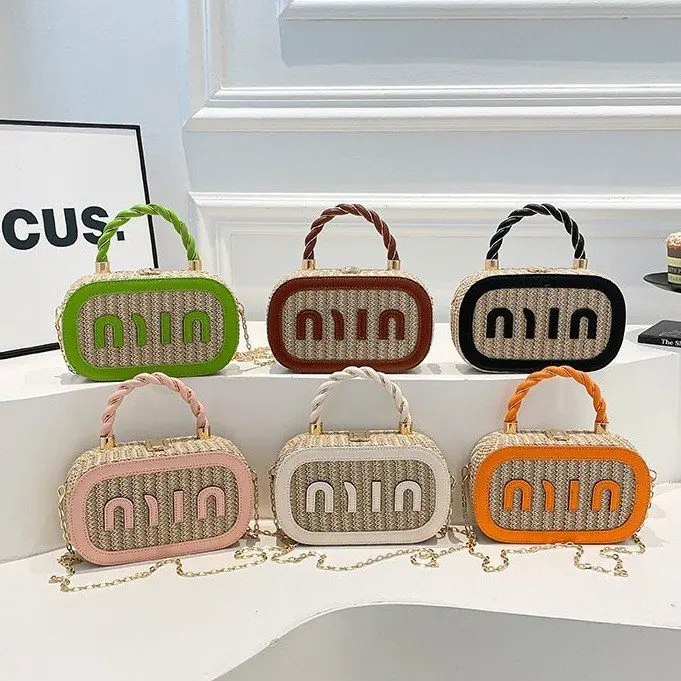 Luxury Brand Stylish Simple Leather Diaper Bags For Women Designer Elegant Large Capacity Shoulder Messenger Bag Trendy Vintage
Luxury Brand Stylish Simple Leather Diaper Bags For Women Designer Elegant Large Capacity Shoulder Messenger Bag Trendy Vintage