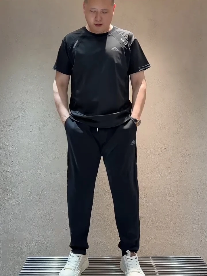 New Summer Men's Ice Silk Elastic Breathable Mesh Short Sleeve Two-Piece Set Handsome Lightweight Comfortable Casual Sportswear
New Summer Men's Ice Silk Elastic Breathable Mesh Short Sleeve Two-Piece Set Handsome Lightweight Comfortable Casual Sportswear