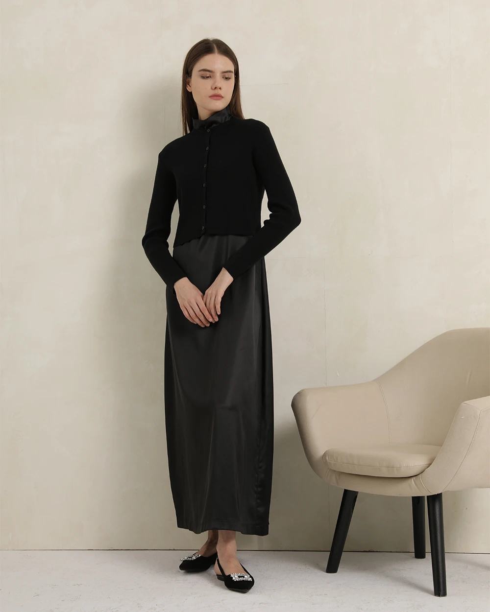 AP Satin Maxi Matched Cardigan Blue Black Pink 2024 Autumn Women Dress Lady Clothes Sleeveless Dress Buttons, #2002
AP Satin Maxi Matched Cardigan Blue Black Pink 2024 Autumn Women Dress Lady Clothes Sleeveless Dress Buttons, #2002