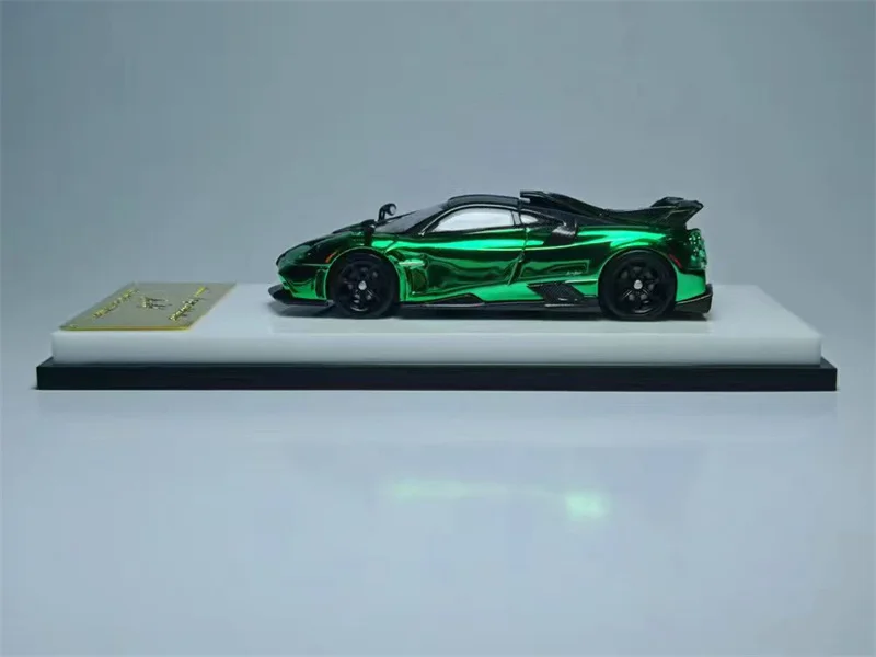 (Pre-order) 1:64 Huayra Imola Green electroplating Diecast Collector's Vehicle Model Car
(Pre-order) 1:64 Huayra Imola Green electroplating Diecast Collector's Vehicle Model Car