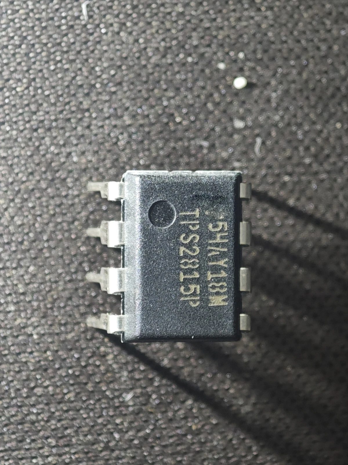 New and Original TPS2815P Electronic Components IC chip integrated circuit In stock
New and Original TPS2815P Electronic Components IC chip integrated circuit In stock
