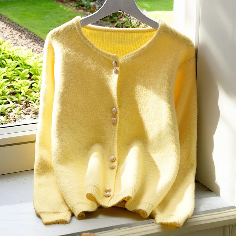 Yellow Soft Style Round-Neck Cardigan Jacket Women's Loose Outerwear Autumn New Sweater Short Slim-Fit Knit COAT
Yellow Soft Style Round-Neck Cardigan Jacket Women's Loose Outerwear Autumn New Sweater Short Slim-Fit Knit COAT