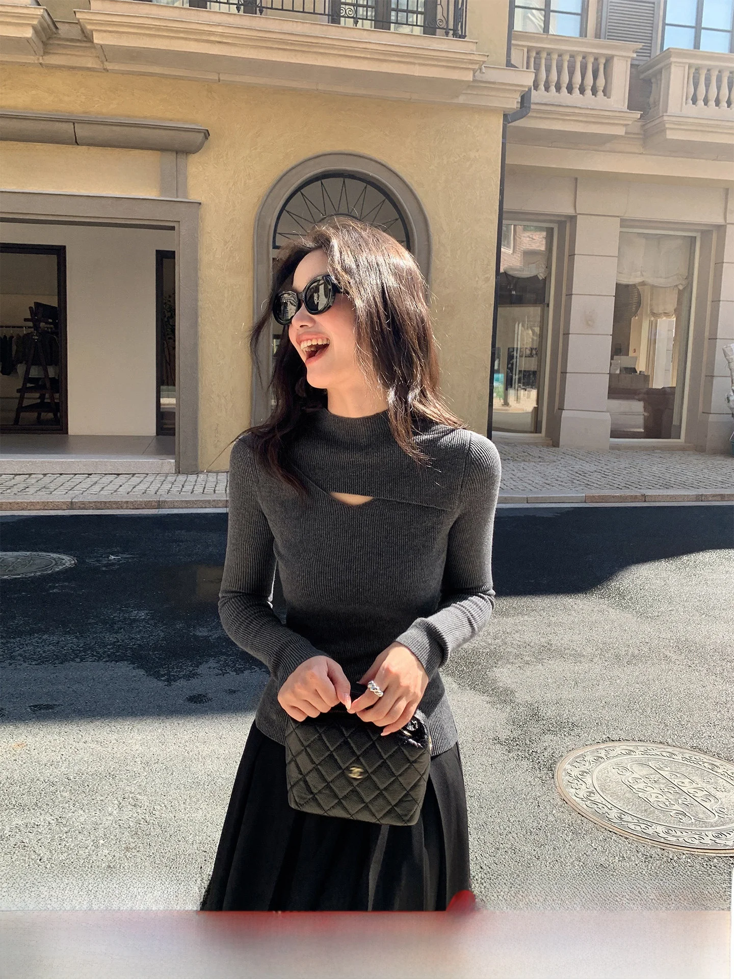 Женский модный весенний базовый топ с высоким воротником и длинными рукавами, облегающий, с вырезами, из трикотажа, от Lu Jiaxi
Женский модный весенний базовый топ с высоким воротником и длинными рукавами, облегающий, с вырезами, из трикотажа, от Lu Jiaxi