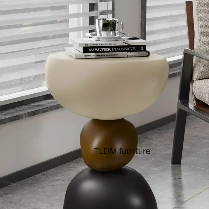 Nordic End Table Living Room Sofa Tables Creative Side Table Furniture Modern Design Round White Coffee Tables Home Decoration
Nordic End Table Living Room Sofa Tables Creative Side Table Furniture Modern Design Round White Coffee Tables Home Decoration
