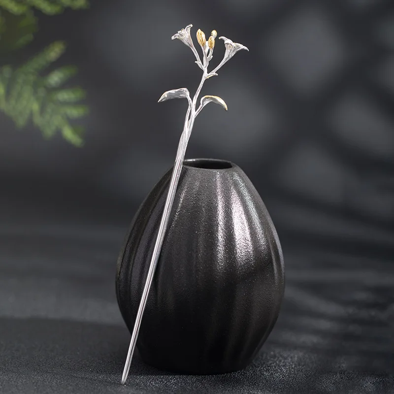 S925 Серебро Оригинальный Дизайн Шпилька Украшения Для Волос Hosta Plantaginea Цветок Шпилька Аксессуары Шпилька Шаг
S925 Серебро Оригинальный Дизайн Шпилька Украшения Для Волос Hosta Plantaginea Цветок Шпилька Аксессуары Шпилька Шаг