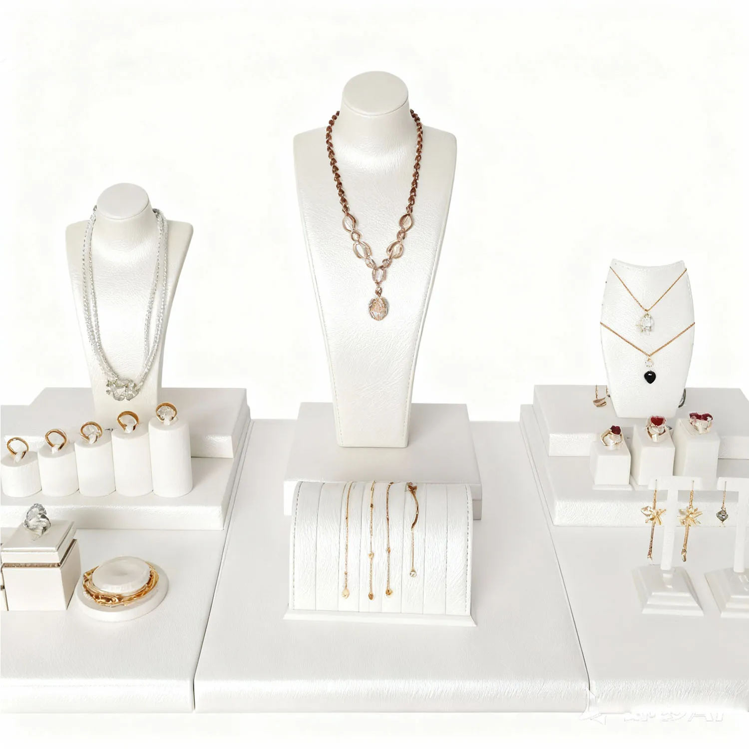 PU Leather Jewelry Mannequin Display Stand Luxury Portrait Neck Bust Model for Necklace Pendant Rack Photo Props & Shop Display
PU Leather Jewelry Mannequin Display Stand Luxury Portrait Neck Bust Model for Necklace Pendant Rack Photo Props & Shop Display