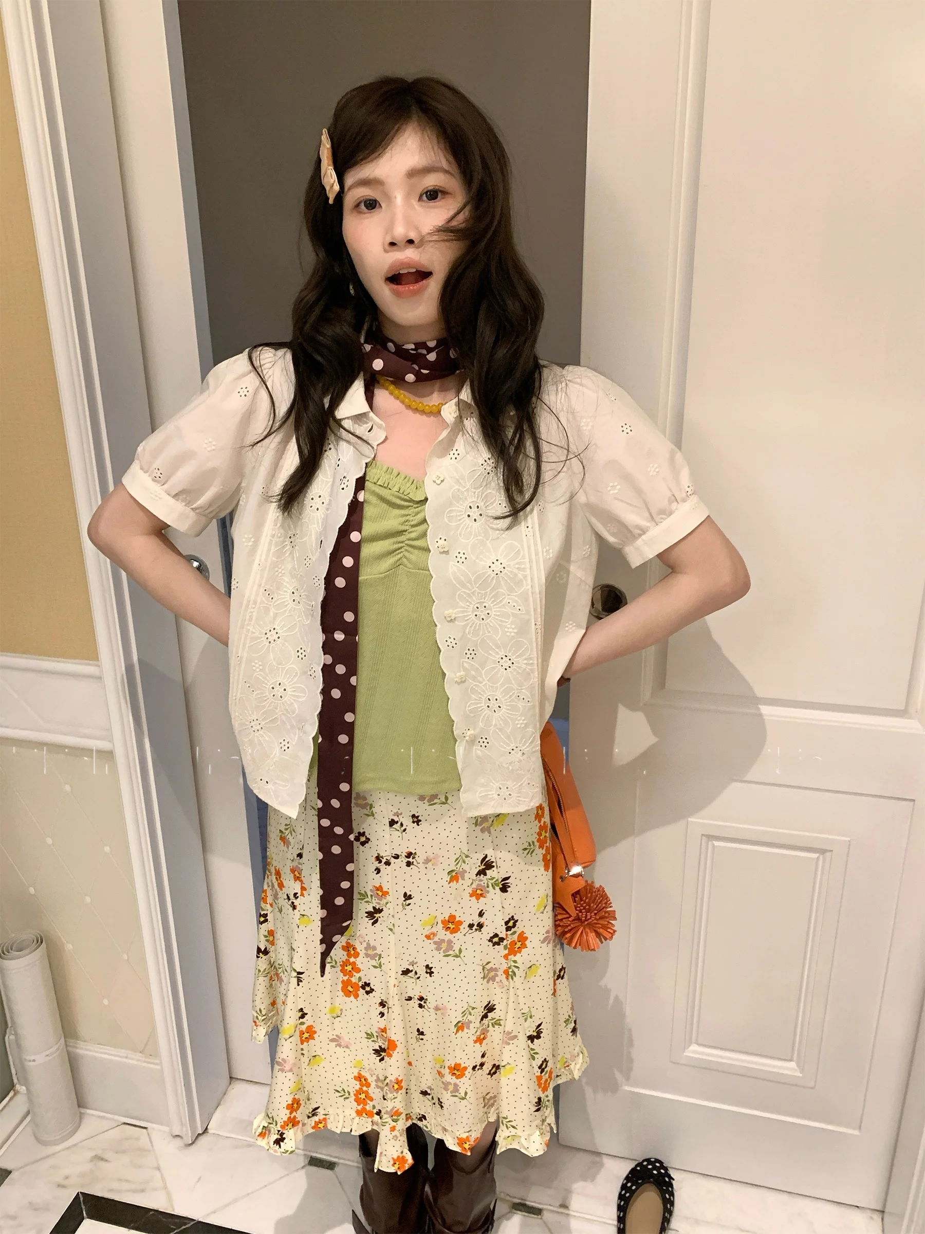 Hi Hi Dry Glass Sakura Soda Hollow Bubble Sleeve Short Sleeve Korean Style Retro Women's Shirt Breathable Skin-Friendly Flora...
Hi Hi Dry Glass Sakura Soda Hollow Bubble Sleeve Short Sleeve Korean Style Retro Women's Shirt Breathable Skin-Friendly Flora...